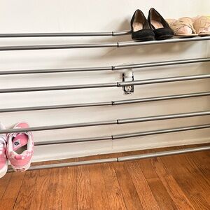 Expandable Gray Shoe Rack